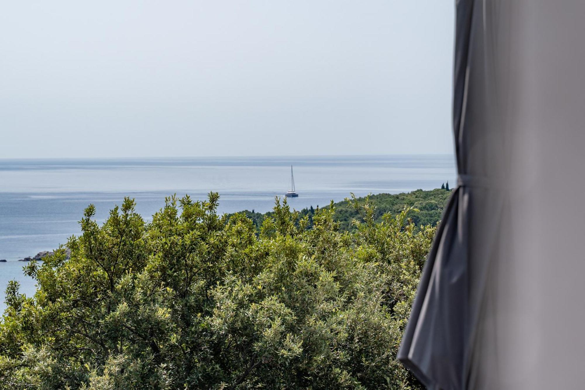 Apartment Konak Molunat Buitenkant foto